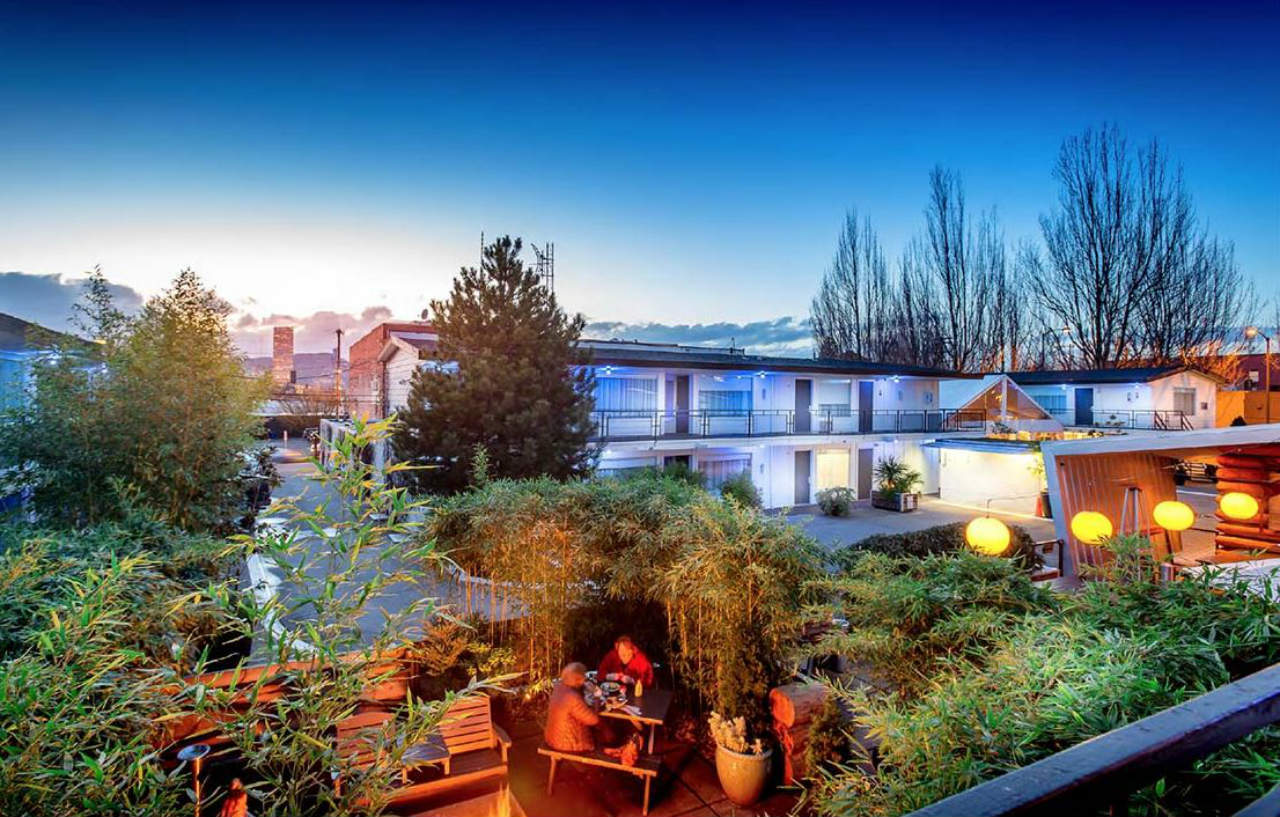 Jupiter Hotel 3*